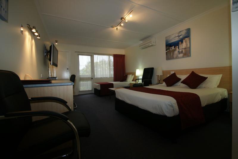 Edinburgh Motor Inn Warragul Exterior foto